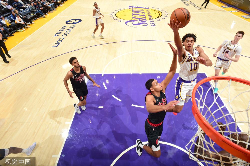 网坛创造更 网坛创造更